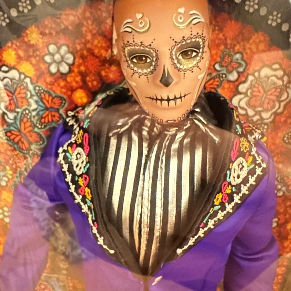 BNWT BARBIE SIGNATURE KEN 2023 DIA DE MUERTOS - Picture 5 of 6